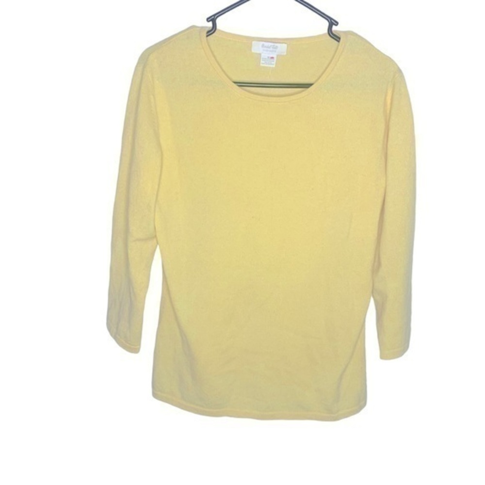 Marshall Fields Yellow Long Sleeve Cashmere Sweater Size Medium .